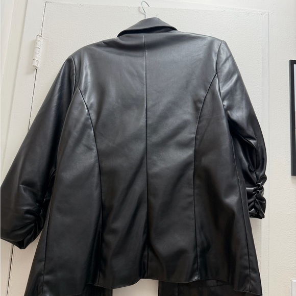 Bagatelle Black Leather Blazer - Picture 2 of 9